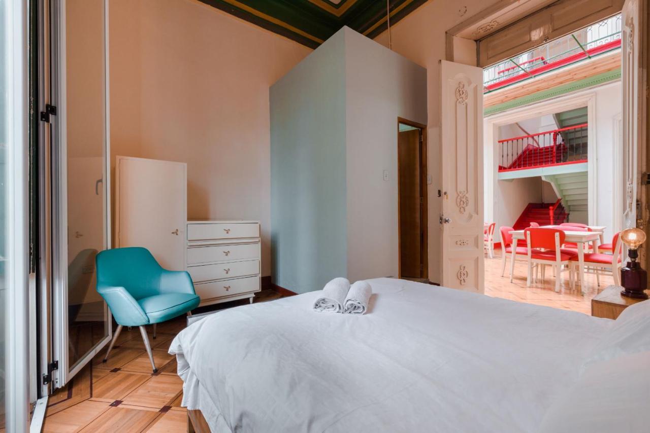 Hostal R10 โบโกตา ภายนอก รูปภาพ